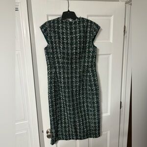Green cap sleeve tweed dress perfect for the office or a holiday party!